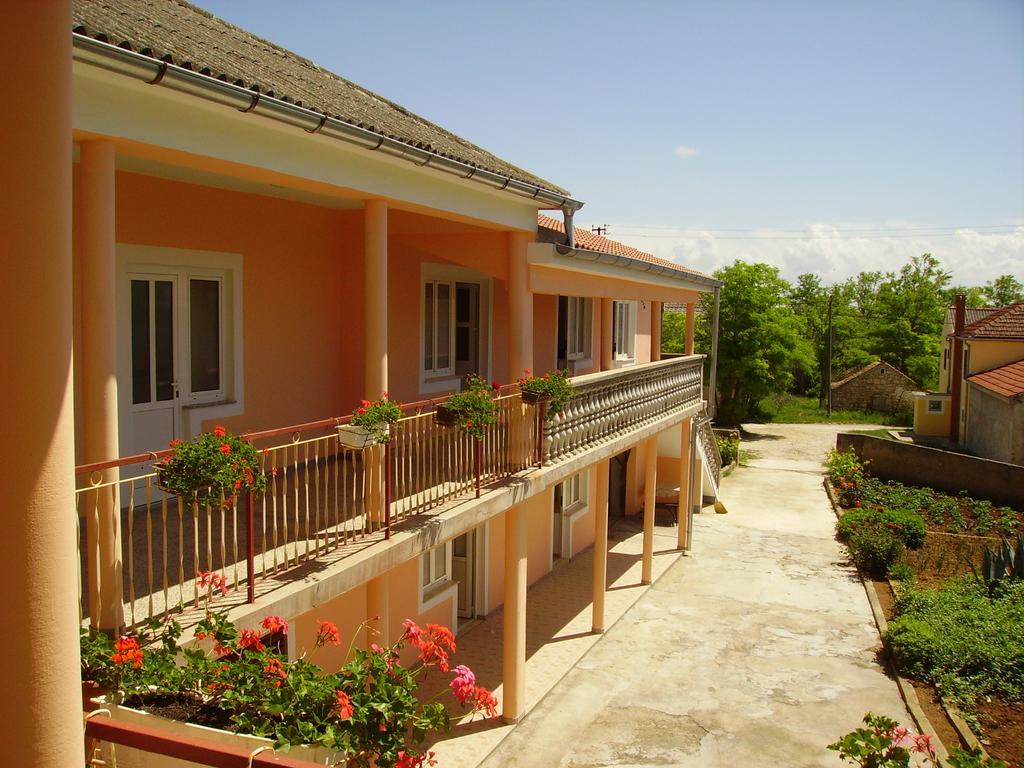 פריבלאקה Apartments Anka מראה חיצוני תמונה